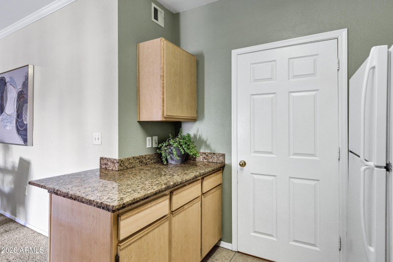 5345 E Van Buren St #221-21