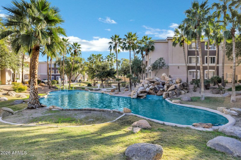 5345 E Van Buren St #221-27