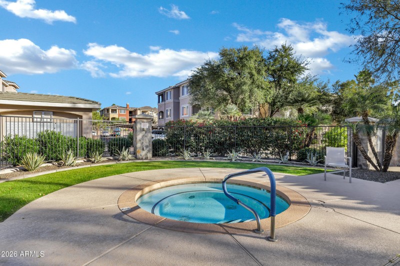 5345 E Van Buren St #221-29