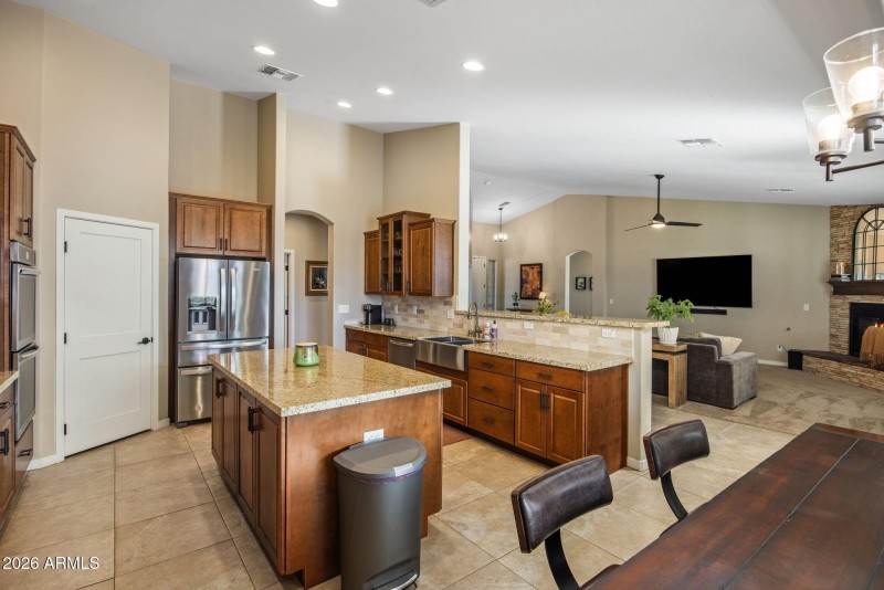 9-web-or-mls-D46A3147 copy