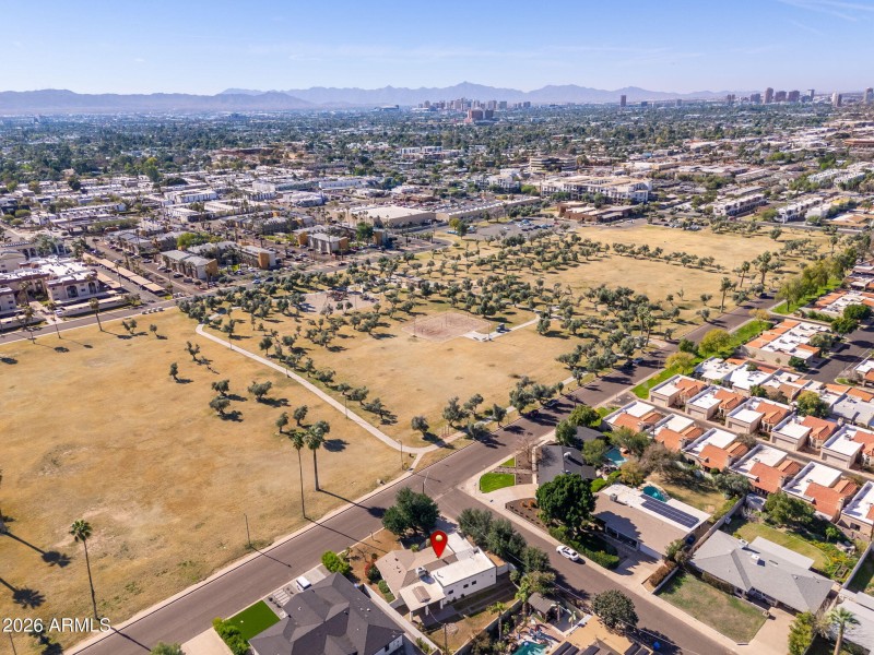 3002 E Glenrosa Ave, 01-15 - 30