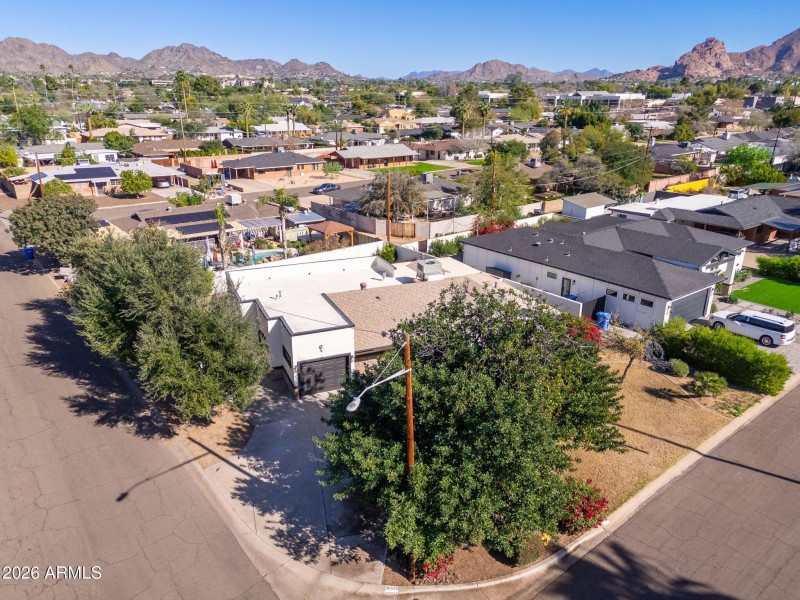 3002 E Glenrosa Ave, 01-15 - 21