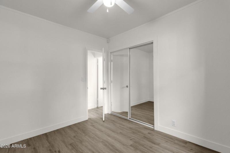 18-web-or-mls-2334-w-morten-ave