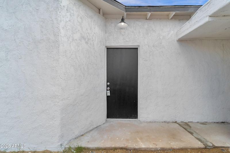 44-web-or-mls-2334-w-morten-ave