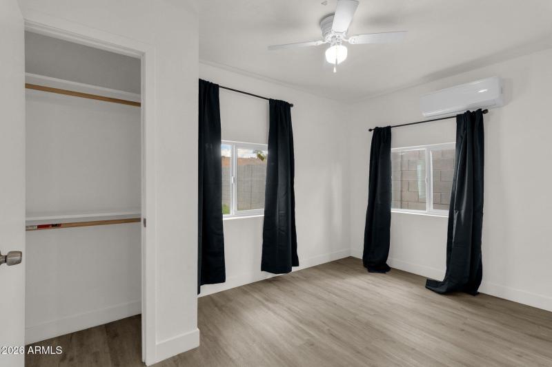 57-web-or-mls-2334-w-morten-ave