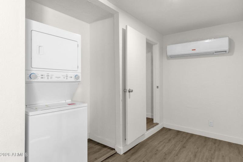 34-web-or-mls-2334-w-morten-ave