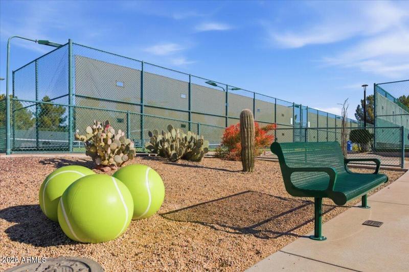 15-10571_E_Mission_Ln_46