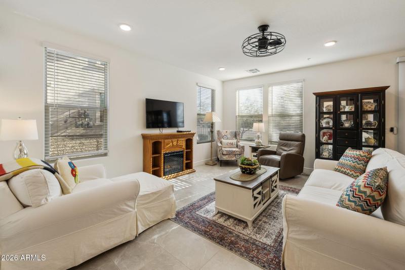 18-web-or-mls-_TM_9727