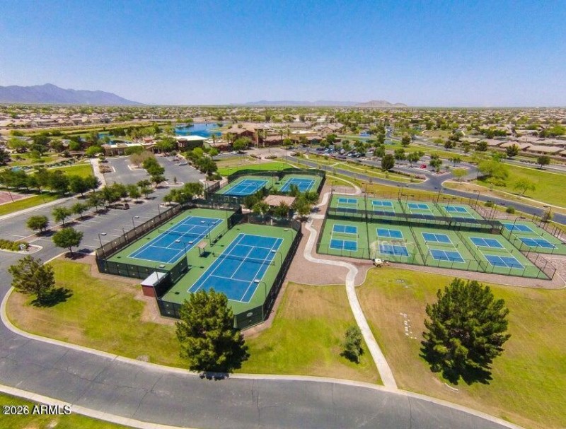 Province - Pickleball & tennis courts