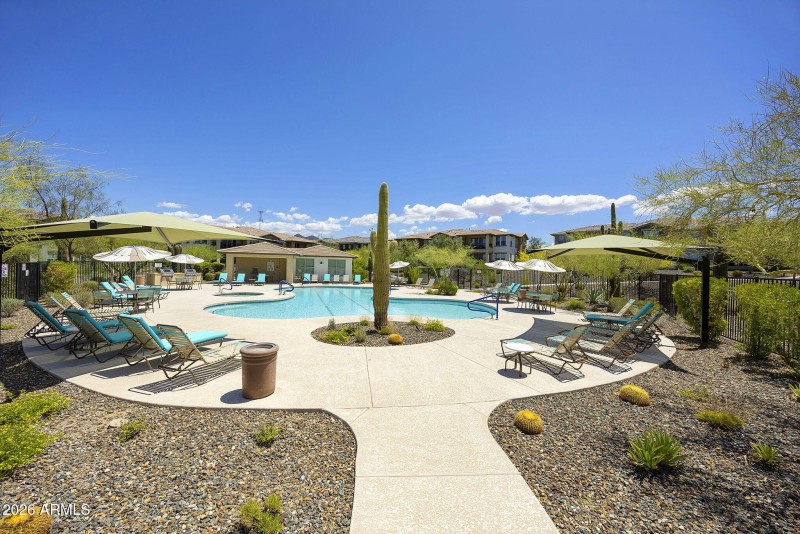 53-web-or-mls-_TM_3236