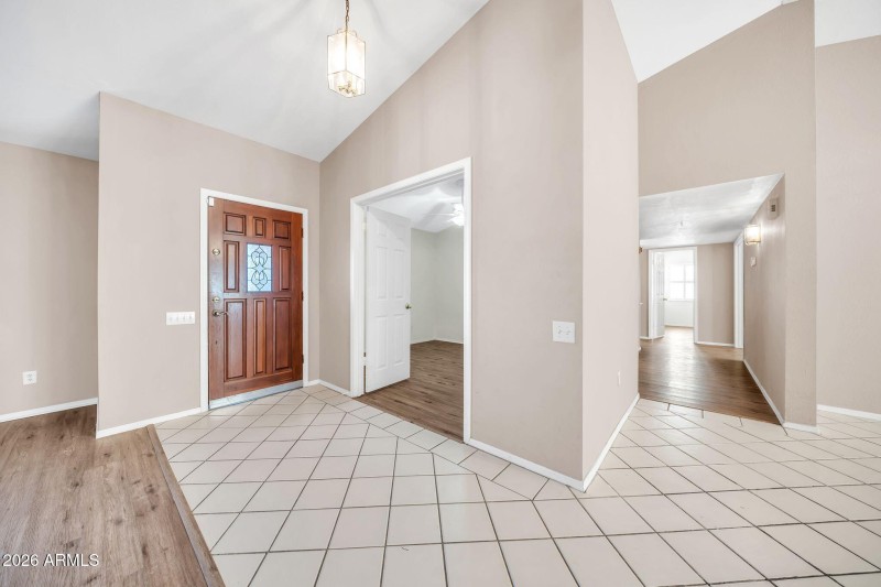 9007 E Voltaire Dr-13