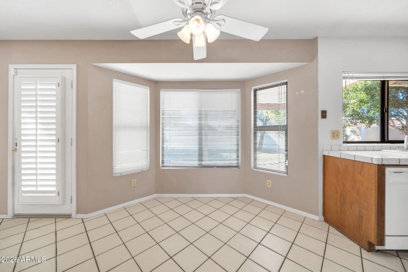 9007 E Voltaire Dr-15