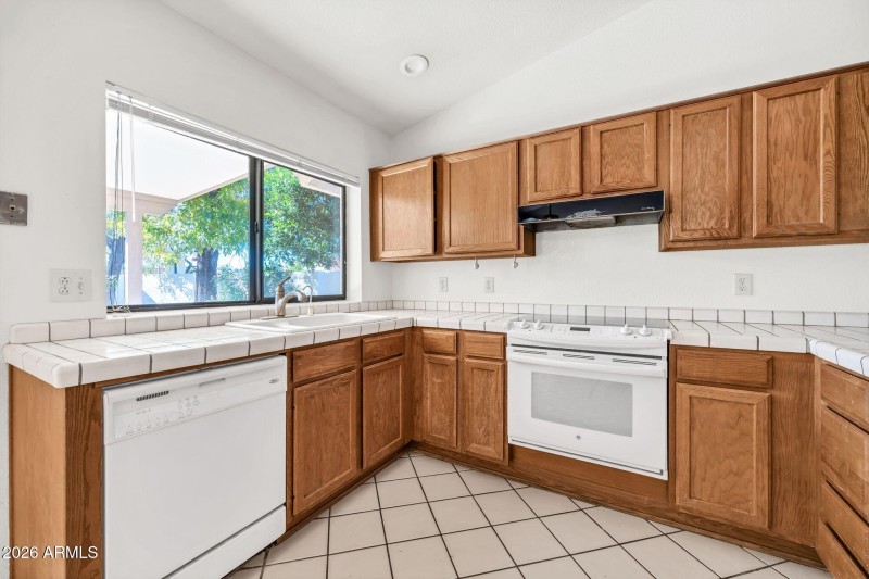 9007 E Voltaire Dr-19