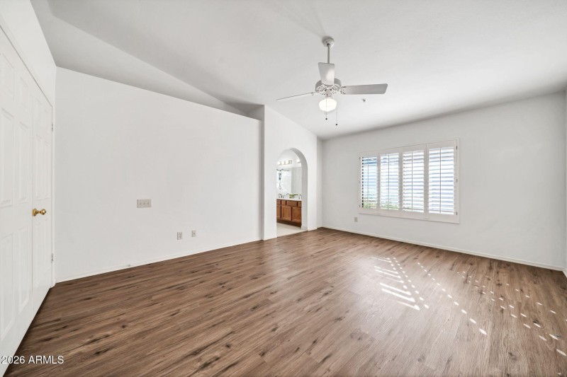 9007 E Voltaire Dr-25