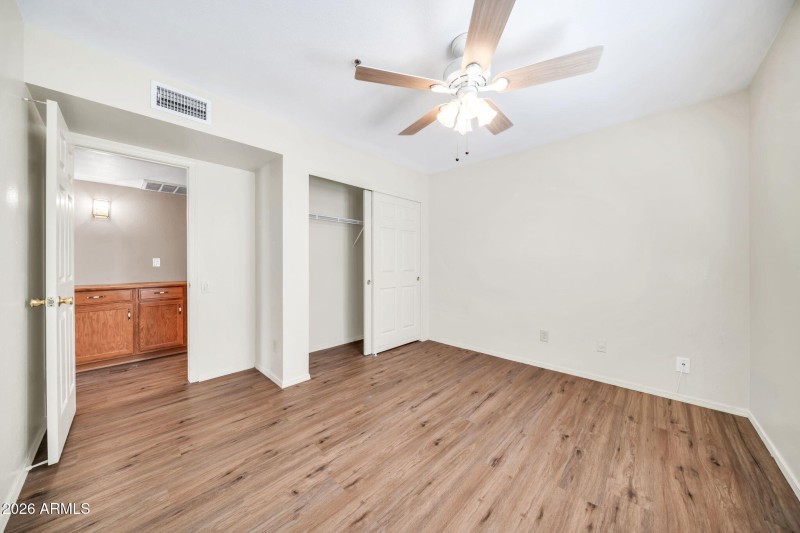 9007 E Voltaire Dr-29