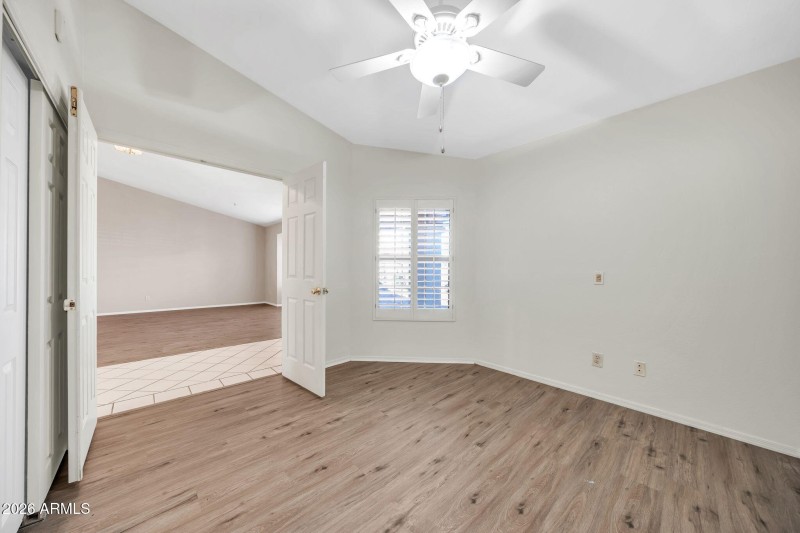 9007 E Voltaire Dr-34