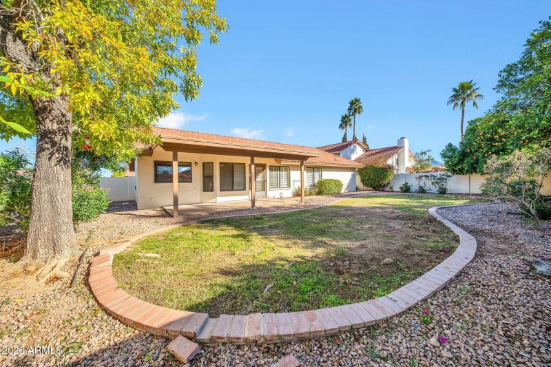 9007 E Voltaire Dr-40