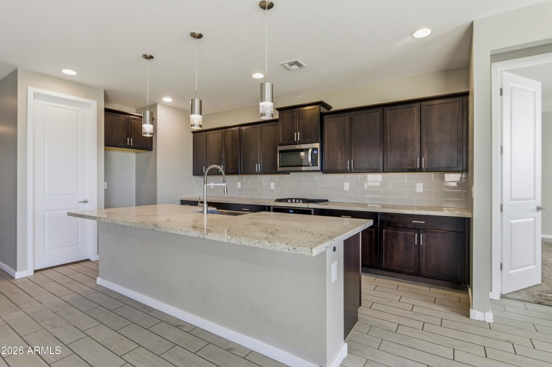 16-print-18225 W Pierson St-16