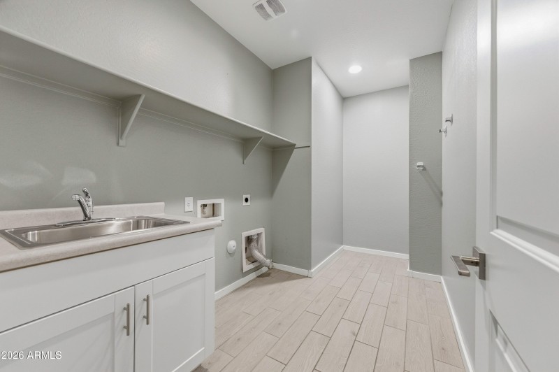 31-print-18225 W Pierson St-31