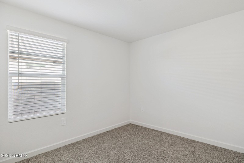 12-web-or-mls-6125-s-259th-dr-lot-23-rem