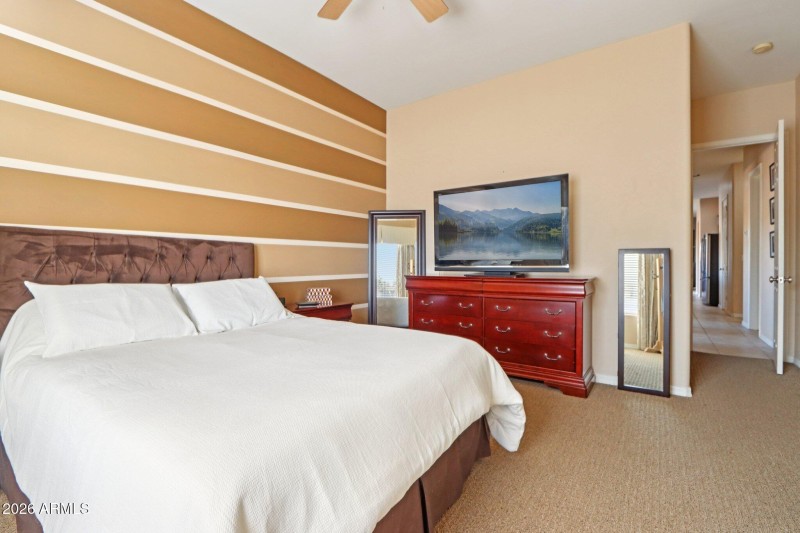 31-web-or-mls-N 15th Ave-S0701-031