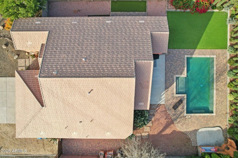 46-web-or-mls-N 15th Ave-S0701-046