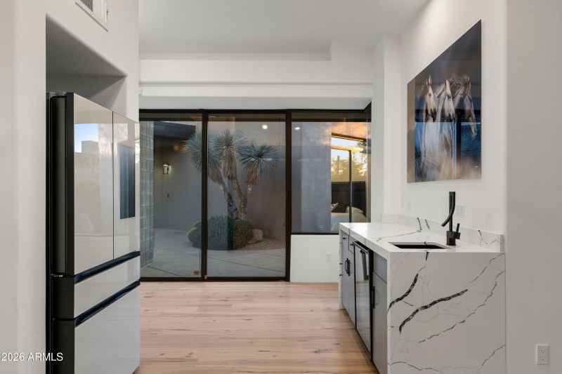 037_Casita Patio Access