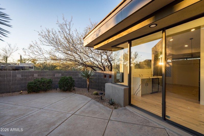 038_Casita from Courtyard