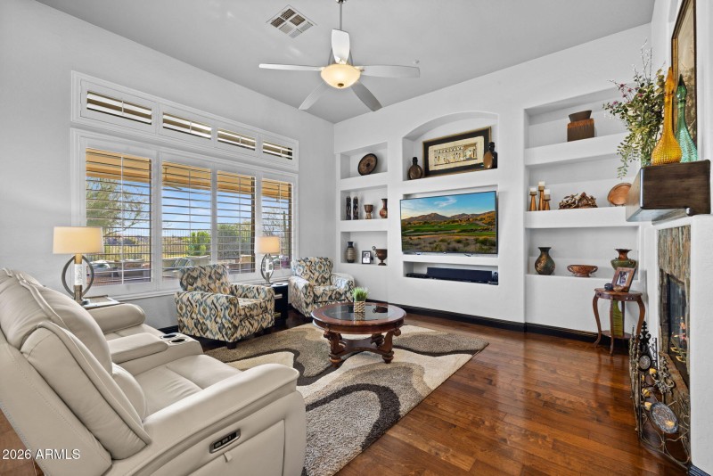 42105 N GOLF CREST Road