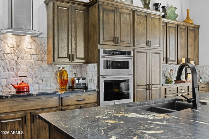 42105 N GOLF CREST Road