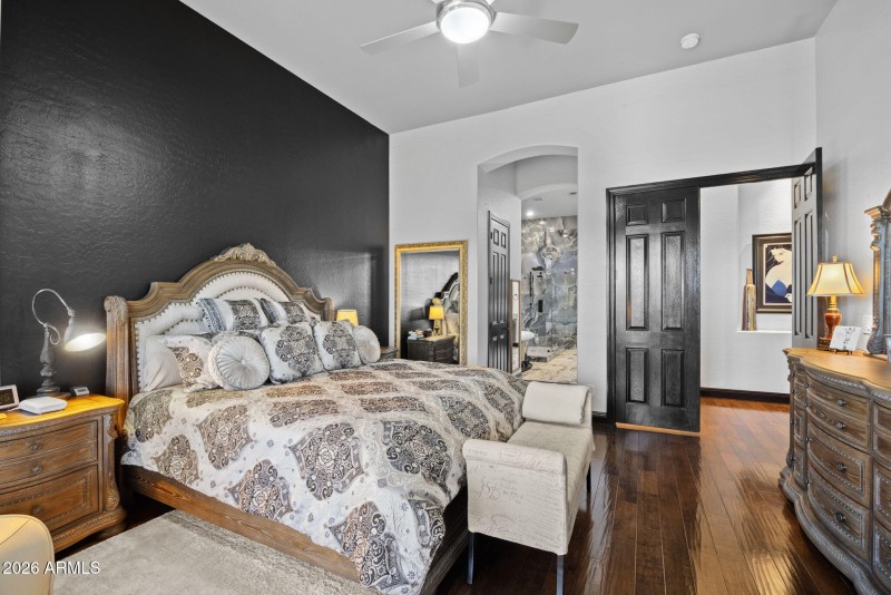 42105 N GOLF CREST Road