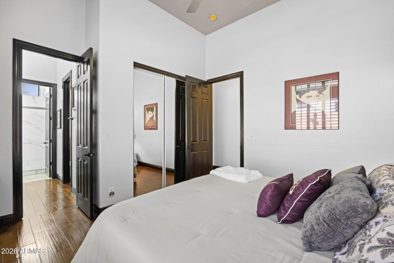 42105 N GOLF CREST Road