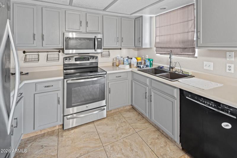 2720 Cisco Dr N I (13)