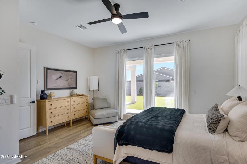 10051 E Talon Ave-20