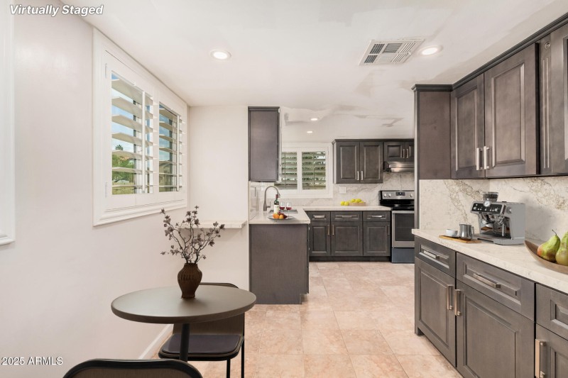 Staged Kitchen Eating Area