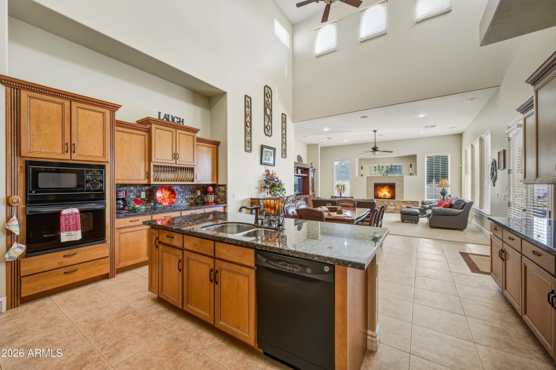 13_020_dsc_2441_with_fire