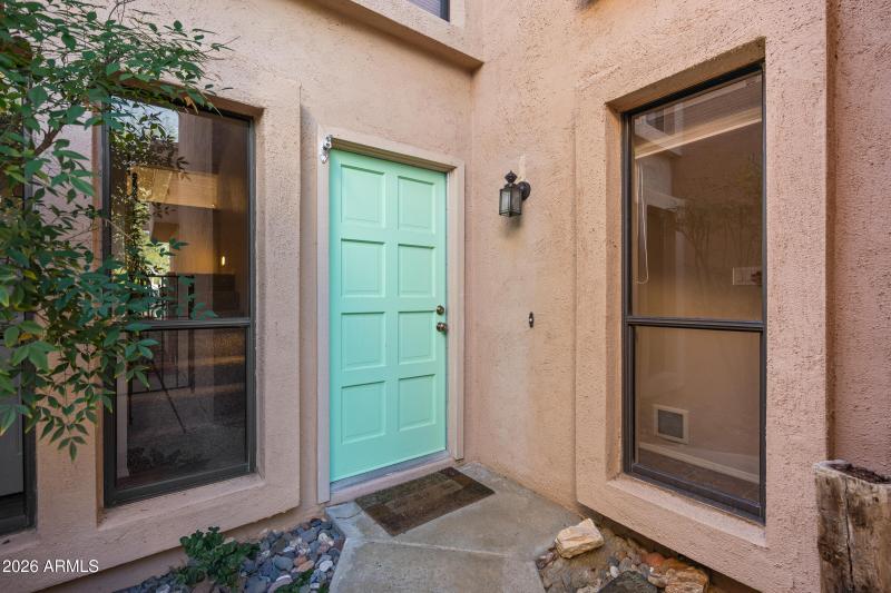 1920 E Maryland Ave #31-4