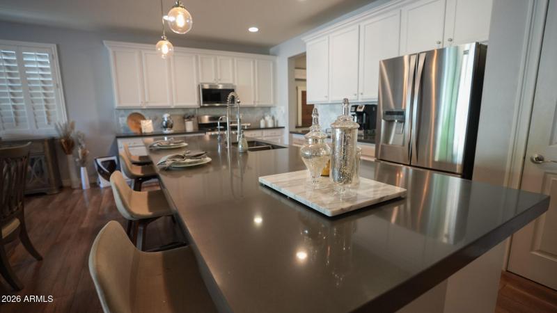 Quartz Kitchen Countertops