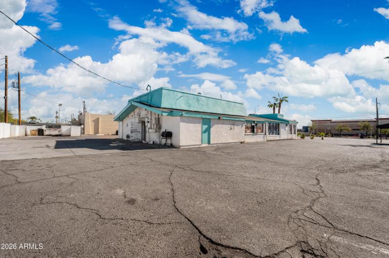 5828 W Indian School Rd Phoenix AZ 85031