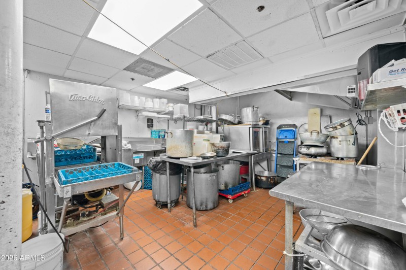 5828 W Indian School Rd Phoenix AZ 85031