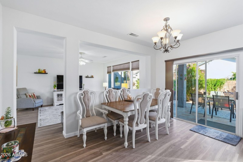 11-web-or-mls-15348 W Arzon Way--28