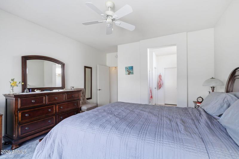 22-web-or-mls-15348 W Arzon Way--11