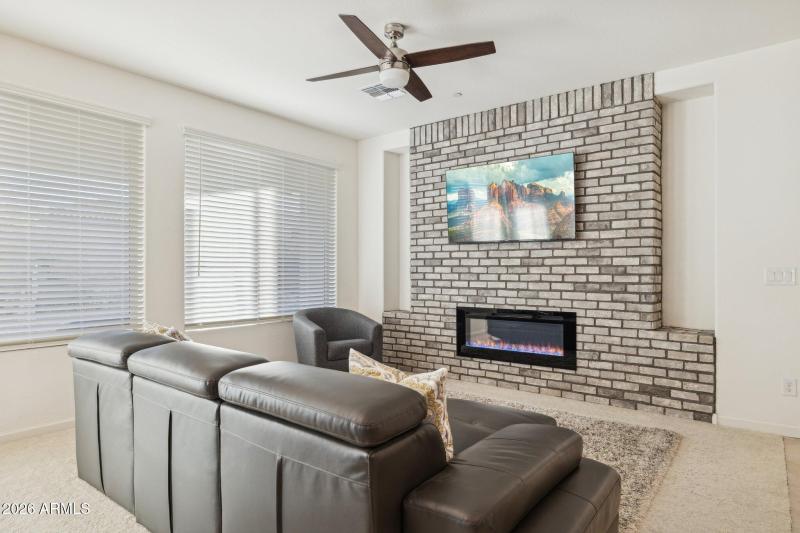 6-web-or-mls-17863-e-paria-canyon-dr