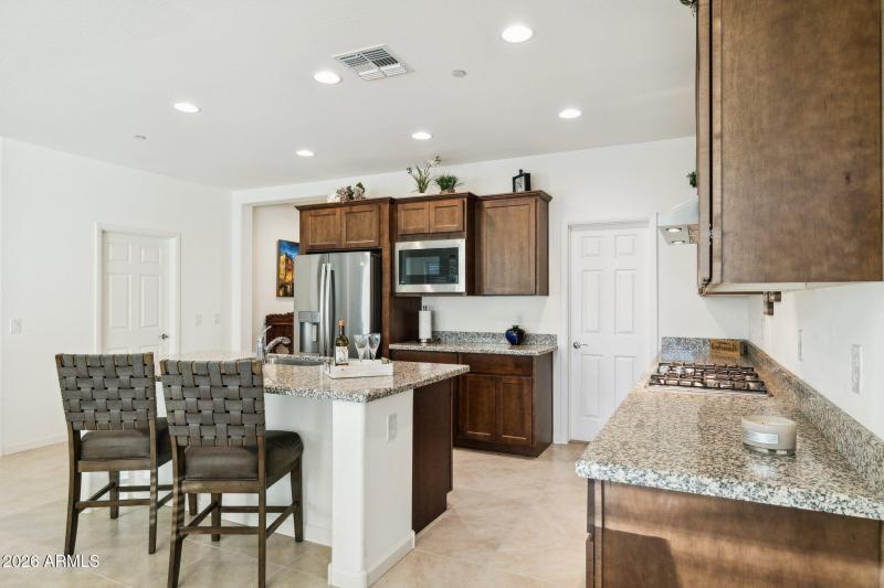 9-web-or-mls-17863-e-paria-canyon-dr