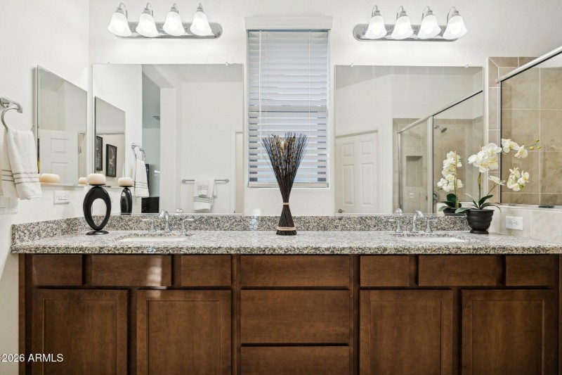 18-web-or-mls-17863-e-paria-canyon-dr