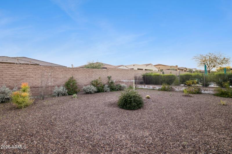 30-web-or-mls-17863-e-paria-canyon-dr