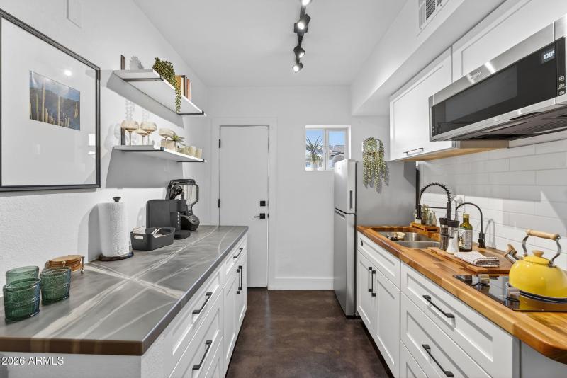 Unit 511 – Kitchen