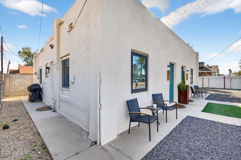 Unit 511 – Rear Exterior / Yard