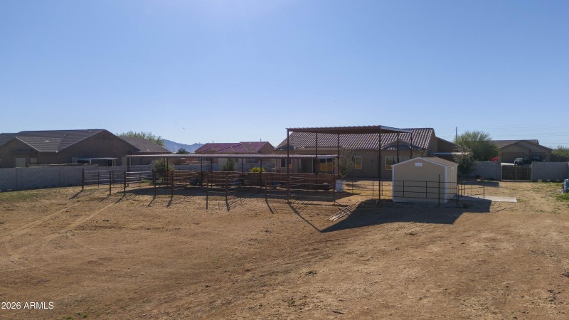 28621 N Bush St00004