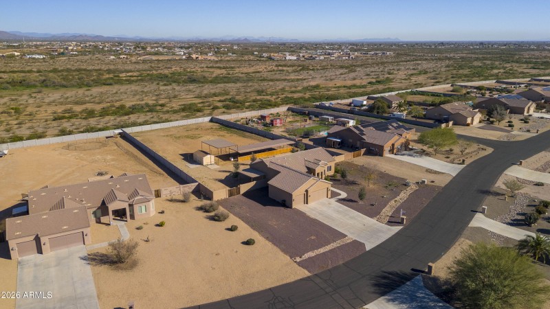 28621 N Bush St00014